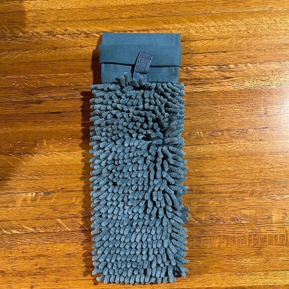 Norwex Chenille Snowflake Limited Edition Towel NWOT - Picture 2 of 12